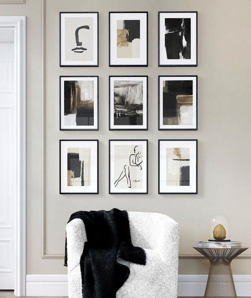 Art and Picture Frames In Living Space
