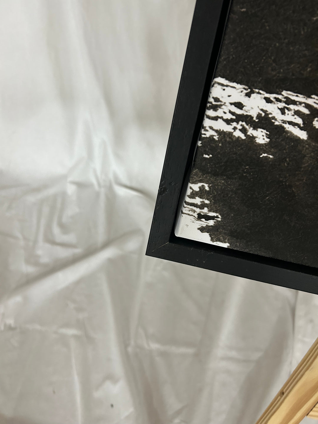 80/100 BLACK WOOD FRAME - KIERA